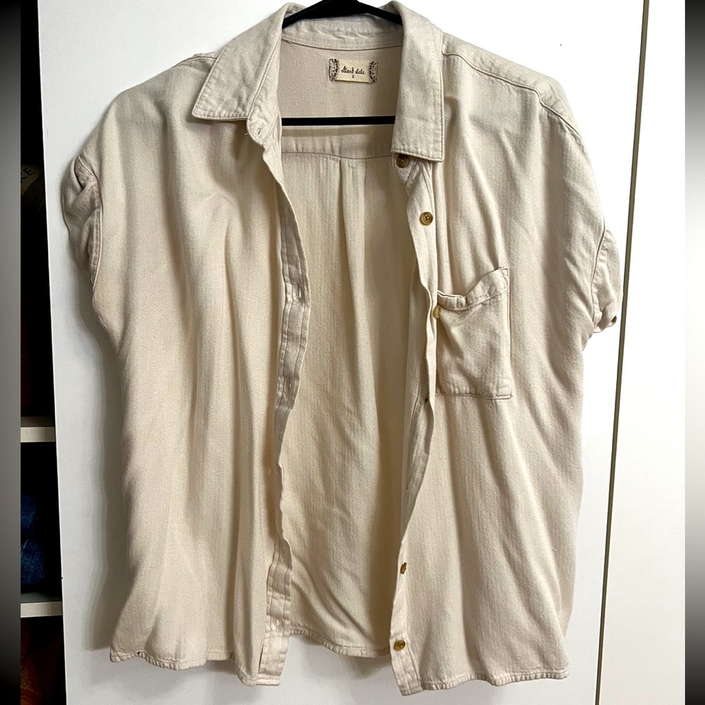 Altar’d state button up